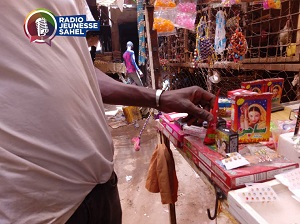 Le henné est couramment appelé « lallé » au Niger et les femmes l’appliquent à chaque fois qu’elles ont envie de se faire coquettes. 