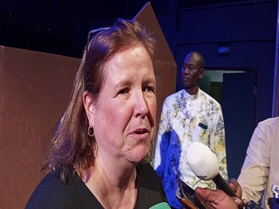 En marge de la célébration de la semaine de la francophonie au Burkina Faso, l’ambassade du Canada au Burkina Faso a initié une représentation théâtrale de « larmes des armes », le jeudi 23 mars 2023 au Centre National des Arts du spectacle et de l’audiovisuel (CENASA). La représentation s’est déroulée en présence du ministre de la communication du Burkina Faso et son collègue de la défense, de plusieurs ambassadeurs accrédités au Burkina Faso, de responsables d’institutions et des amoureux du théâtre.