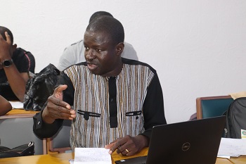 Le paludisme constitue la première cause de consultation, d’hospitalisation et de décès dans le pays. C’est une maladie parasitaire transmise par la piqure de l’anophèle qui se reproduit dans les eaux stagnantes. La dengue, quant à elle, a fait de janvier à juillet 2023, 8 355 cas suspects, 3 335 cas probables et 31 décès. Selon la répartition par région dans le pays, les régions du Centre et des Hauts Bassins ont enregistré la majeure partie des cas. La région du Centre a enregistré pour cette période 4 733 cas suspects, 2 037 cas probables donc 7 décès. Dans les Hauts Bassins 2 654 cas suspects, 1 034 probables et 21 décès ont été recensés.