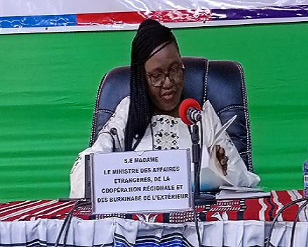 Le 20 mars de chaque année est consacré à la célébration de la Journée internationale de la francophonie. Cette journée est célébrée cette année 2023 sous le thème : « 321 millions de francophones, des milliards des contenus culturels ». A Ouagadougou, la cérémonie officielle de commémoration du 20 mars a été présidée par Ragnaghnèwendé Olivia Rouamba, ministre des Affaires Etrangères, de la Coopération Régionale et des Burkinabè de l’Extérieur, en présence des corps diplomatiques, des autorités et des invités.